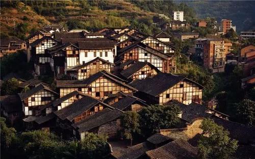 三大消息：拜登终于瞒不住了！美菲彻底不装；中俄迎来好消息！